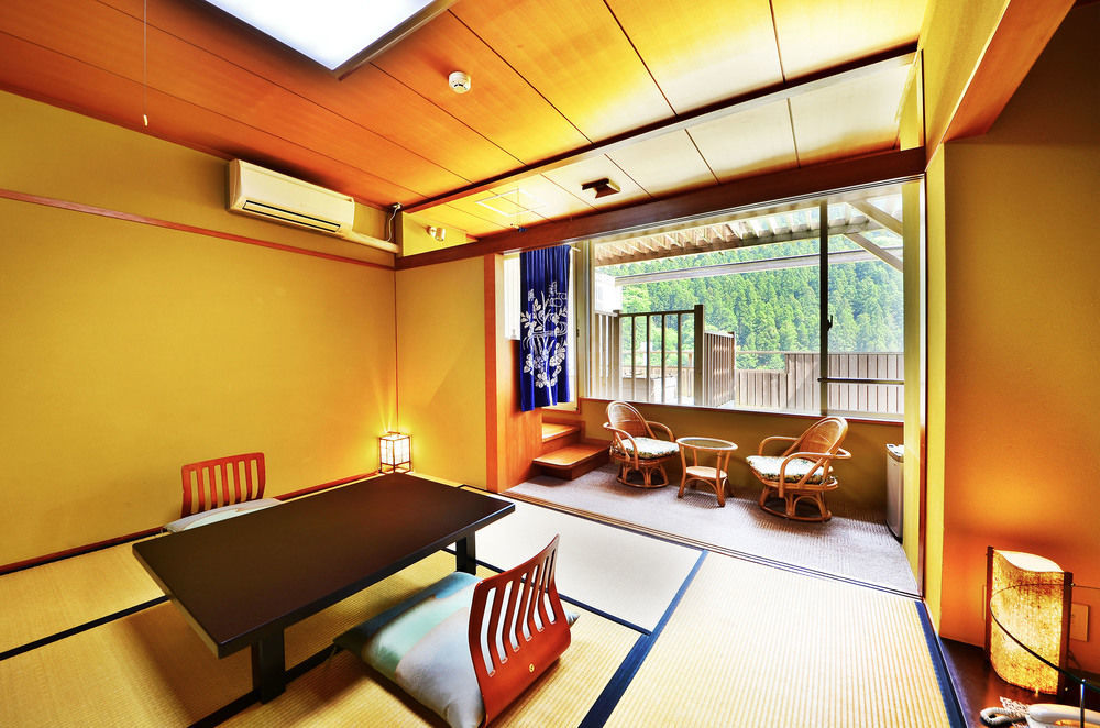 โรงแรมซันริเวอร์ โอโบะเกะ มิโยชิ ภายนอก รูปภาพ