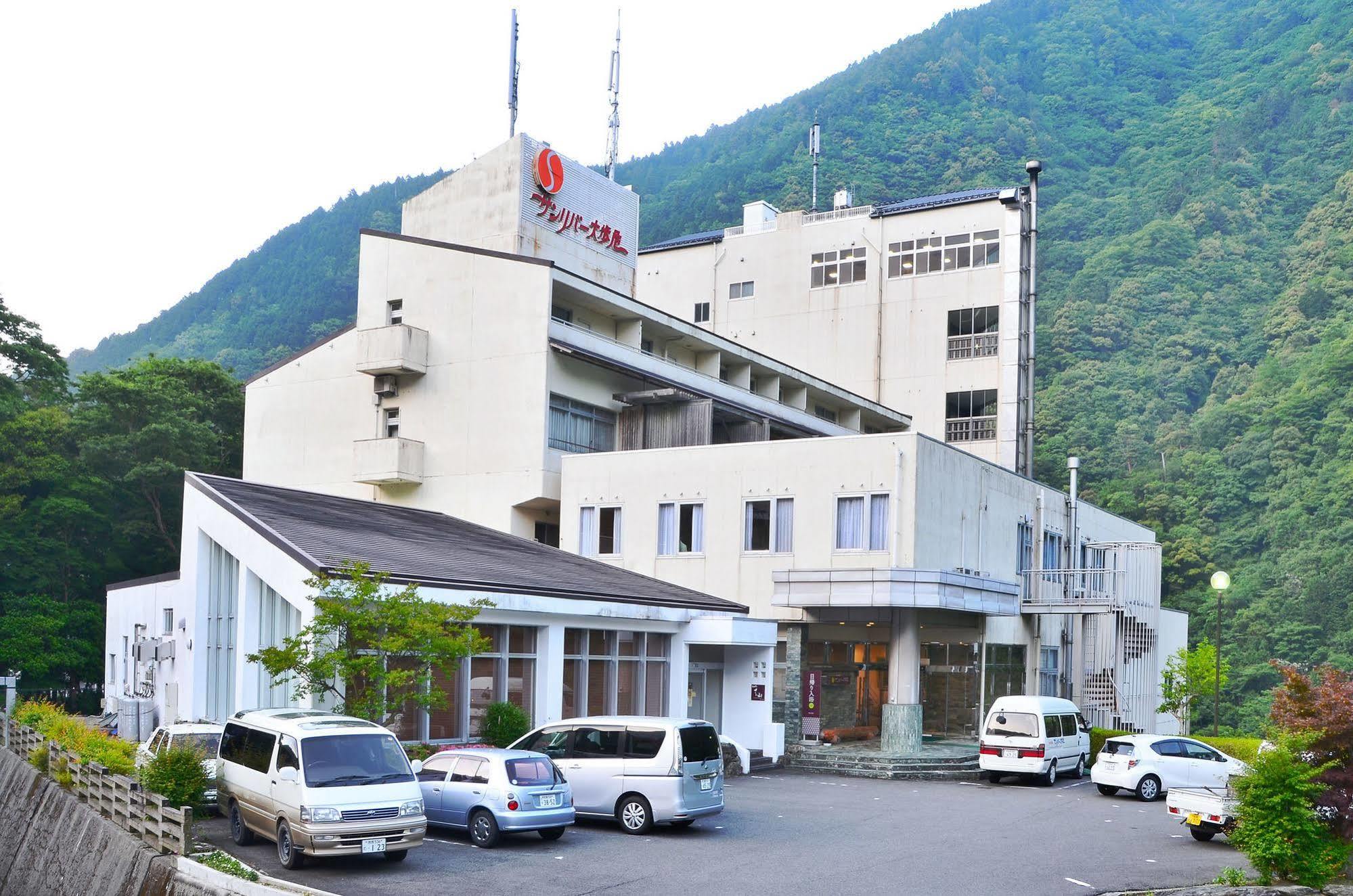 โรงแรมซันริเวอร์ โอโบะเกะ มิโยชิ ภายนอก รูปภาพ