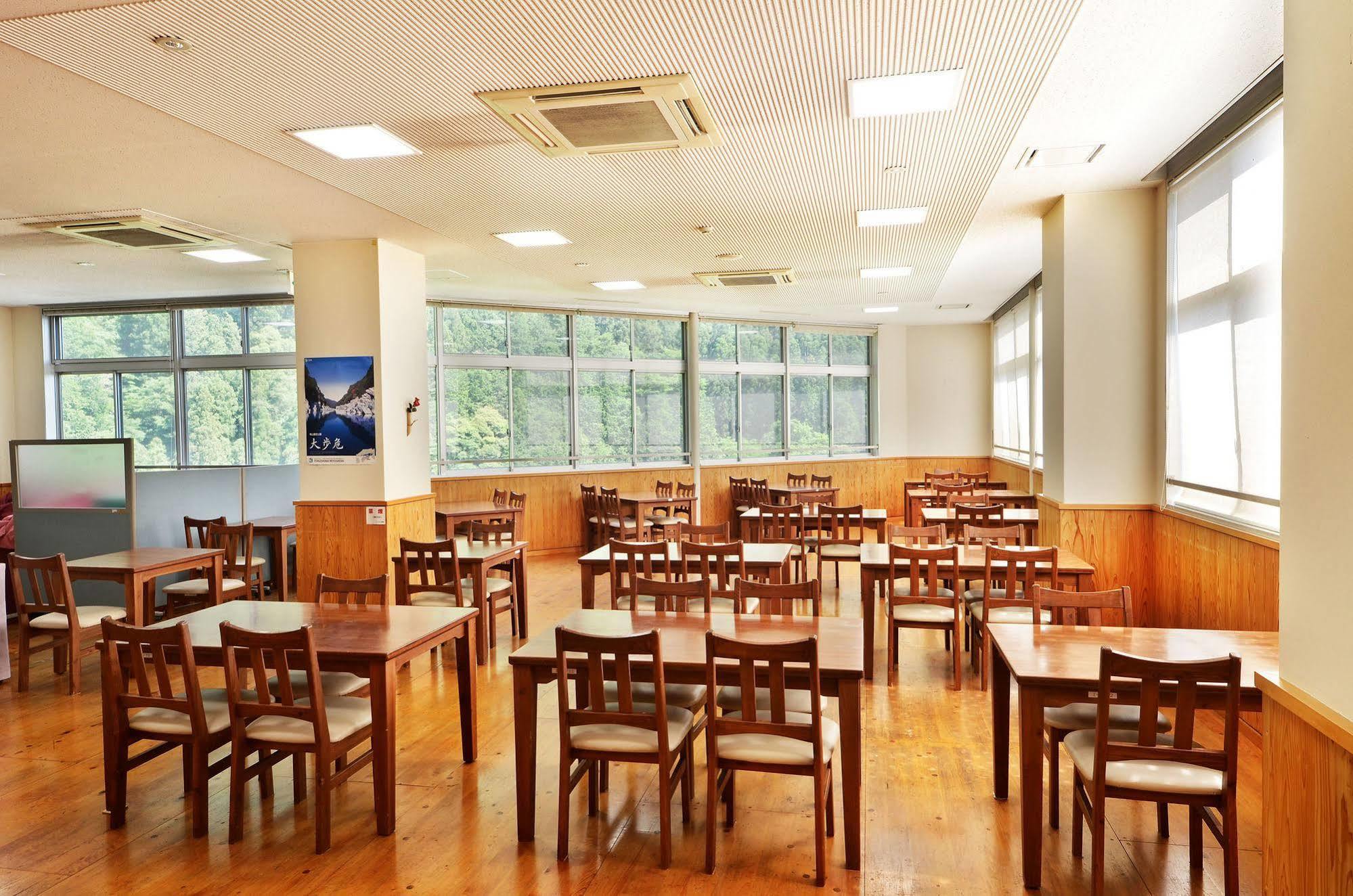 โรงแรมซันริเวอร์ โอโบะเกะ มิโยชิ ภายนอก รูปภาพ